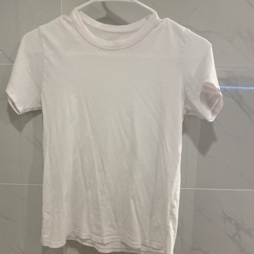 fitted plain white shirt